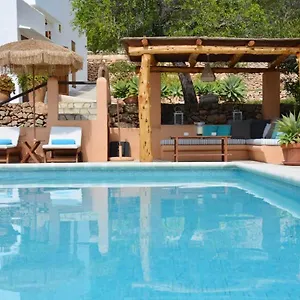  Villa Pujol